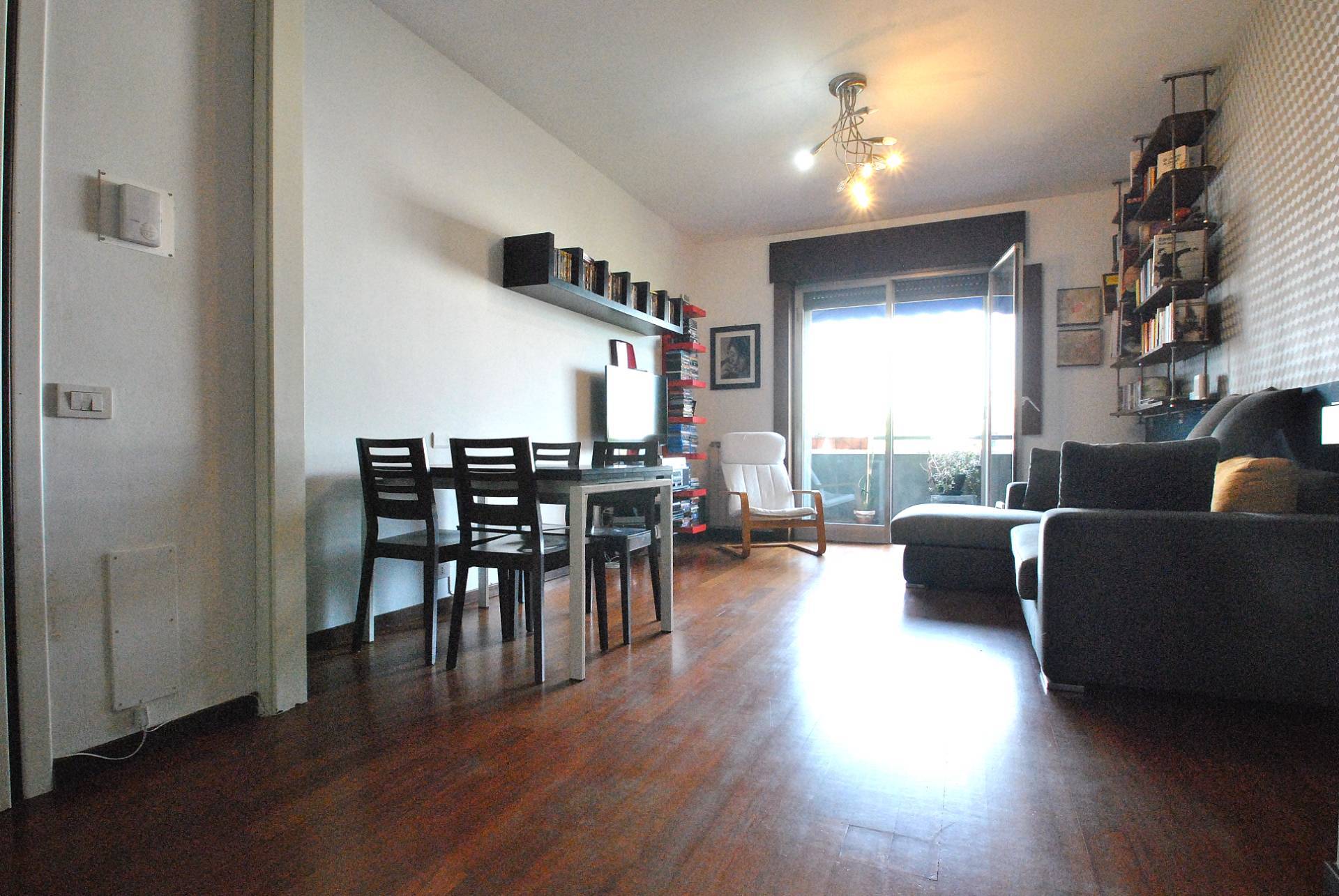 Appartamento in vendita a Vimercate, Centro Scuole Manzoni/filiberto