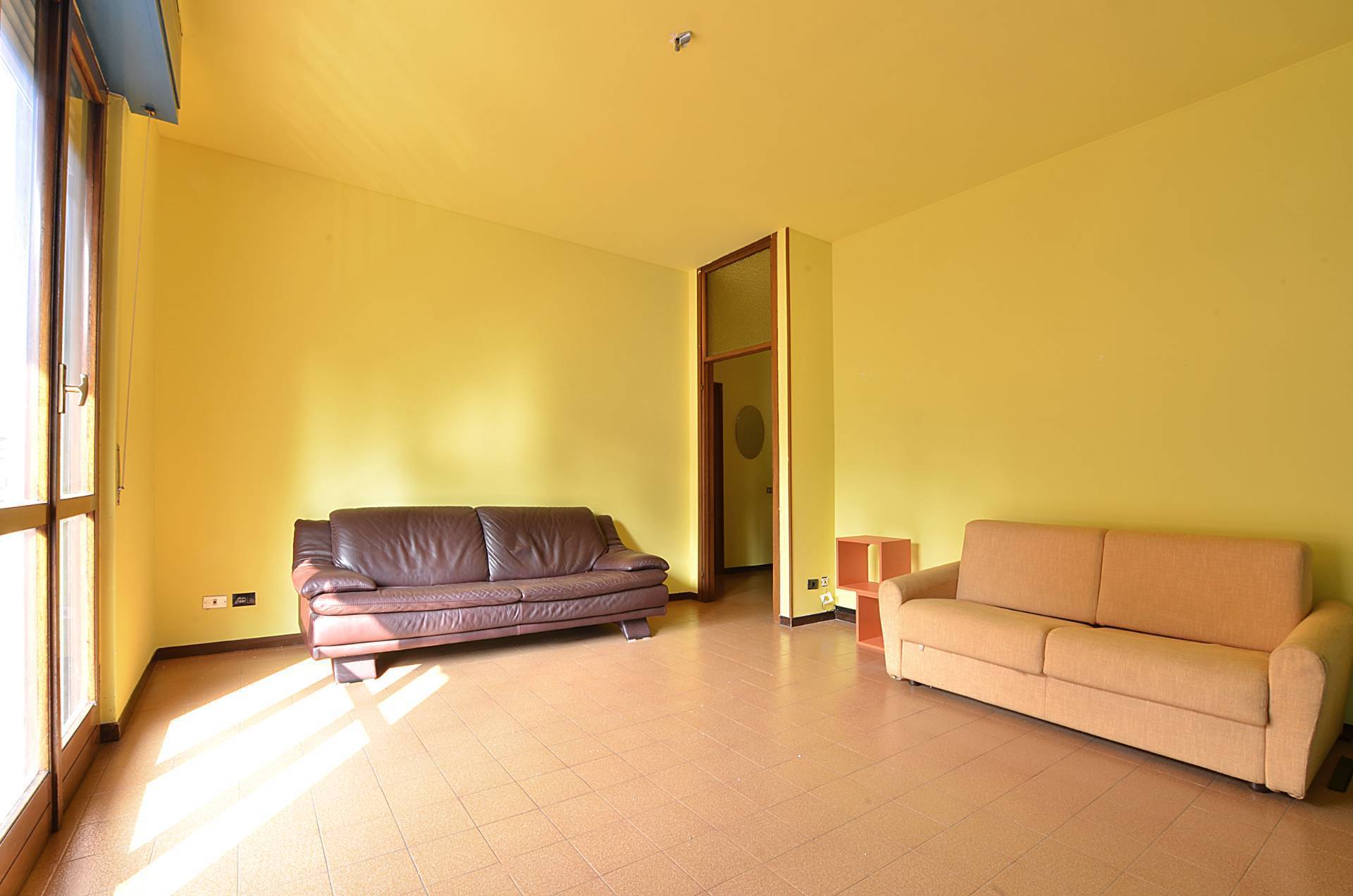 Appartamento in vendita a Vimercate, Centro