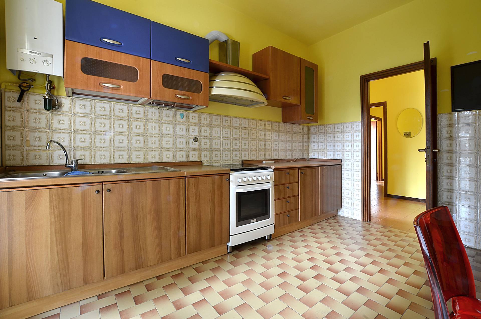 Appartamento in vendita a Vimercate, Centro