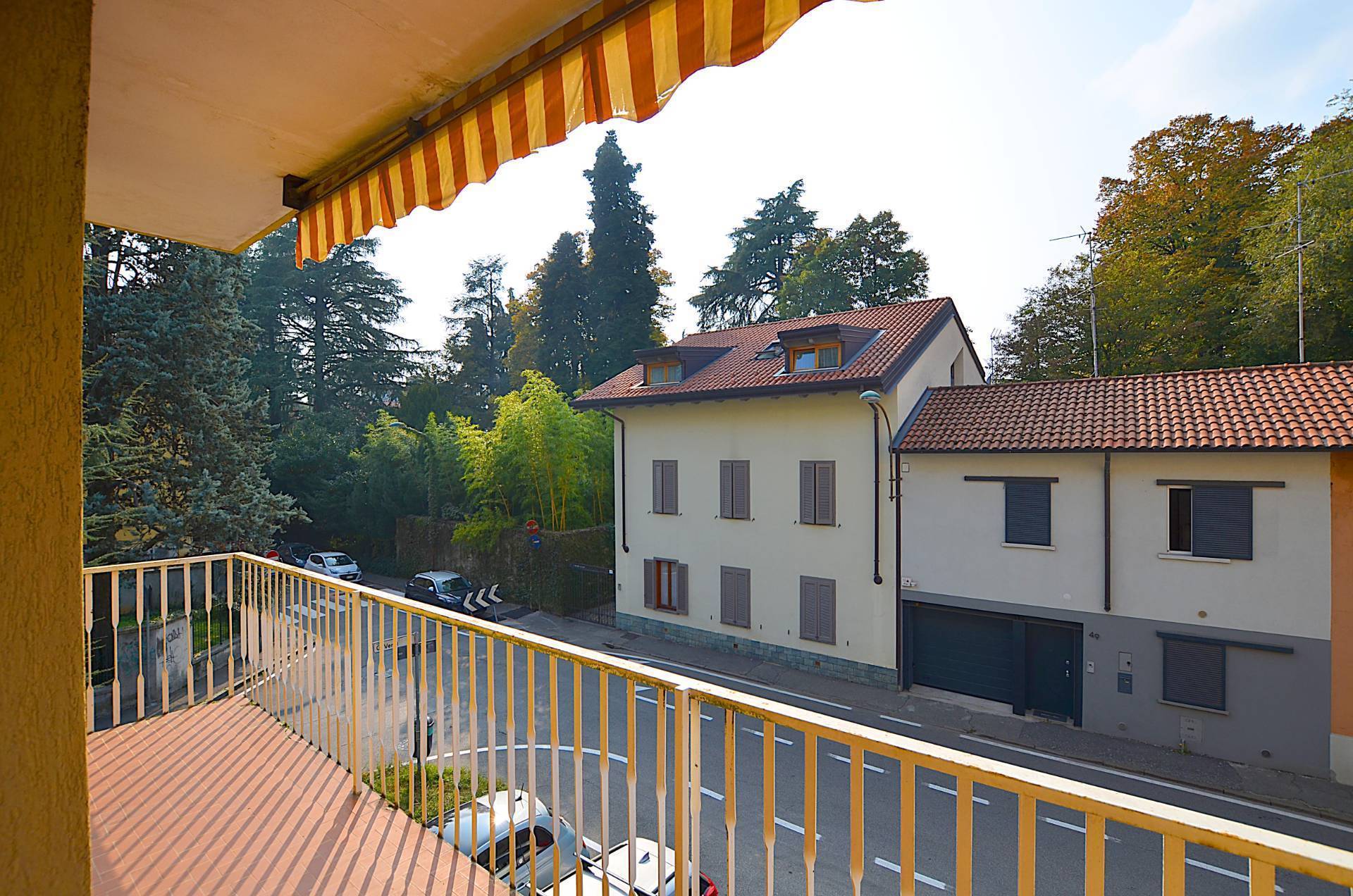 Appartamento in vendita a Vimercate, Centro