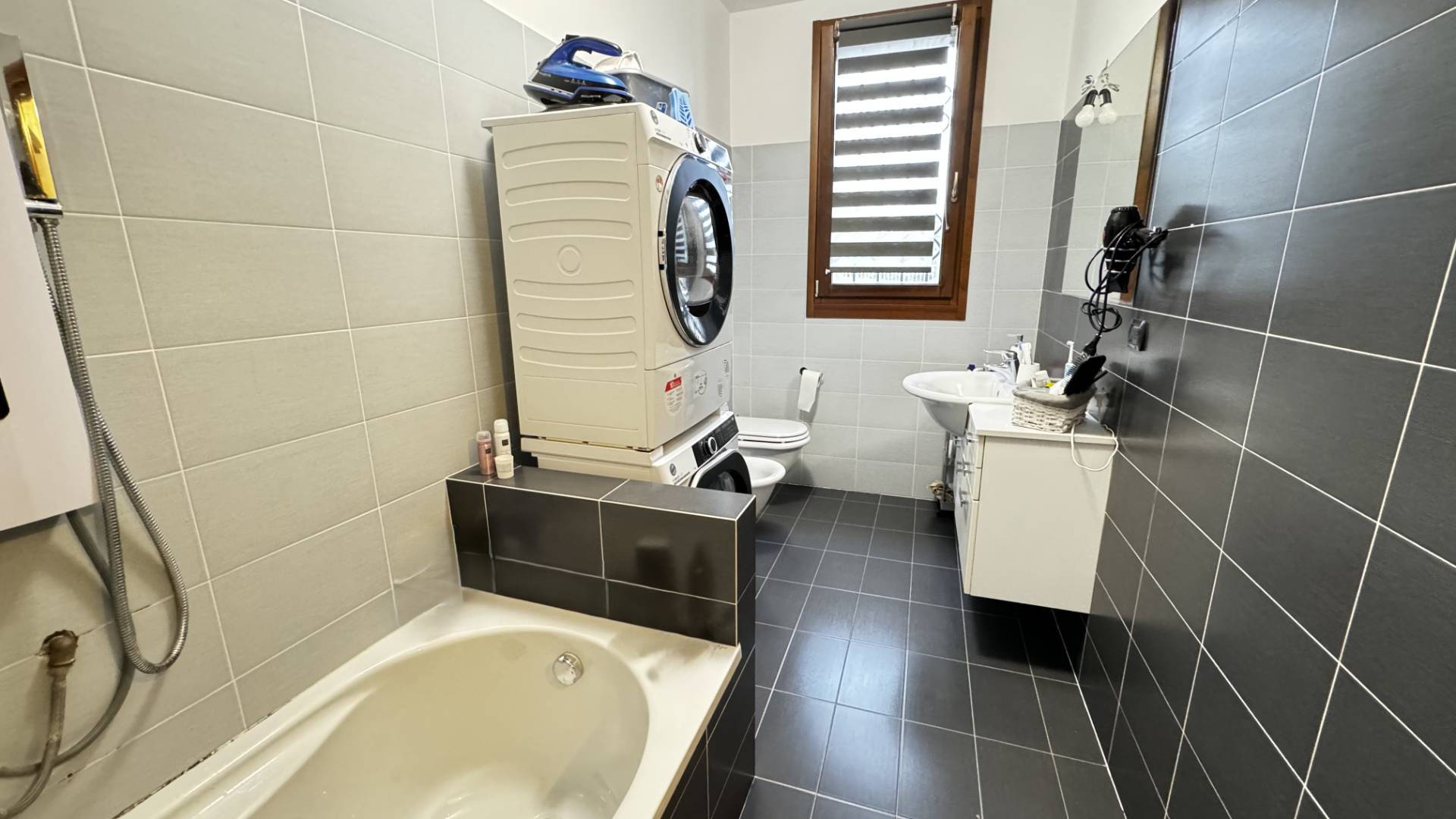 Appartamento in affitto a Bernareggio, Residenziale