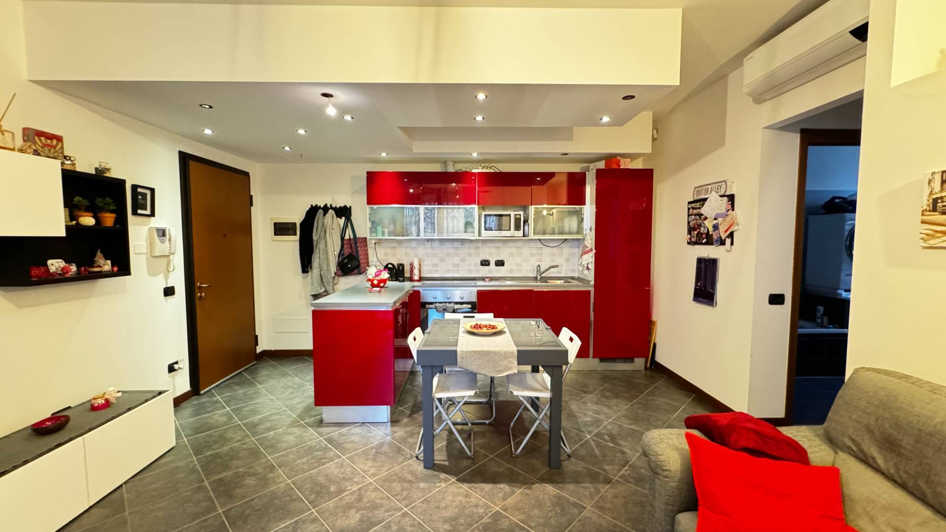 Appartamento in affitto a Bernareggio, Residenziale