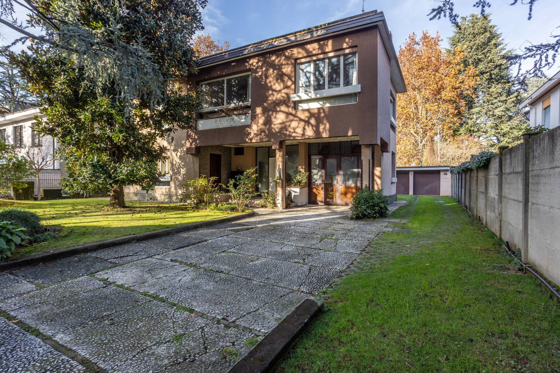 Villa Unifamiliare in vendita a Vimercate, Adiacente Il Centro