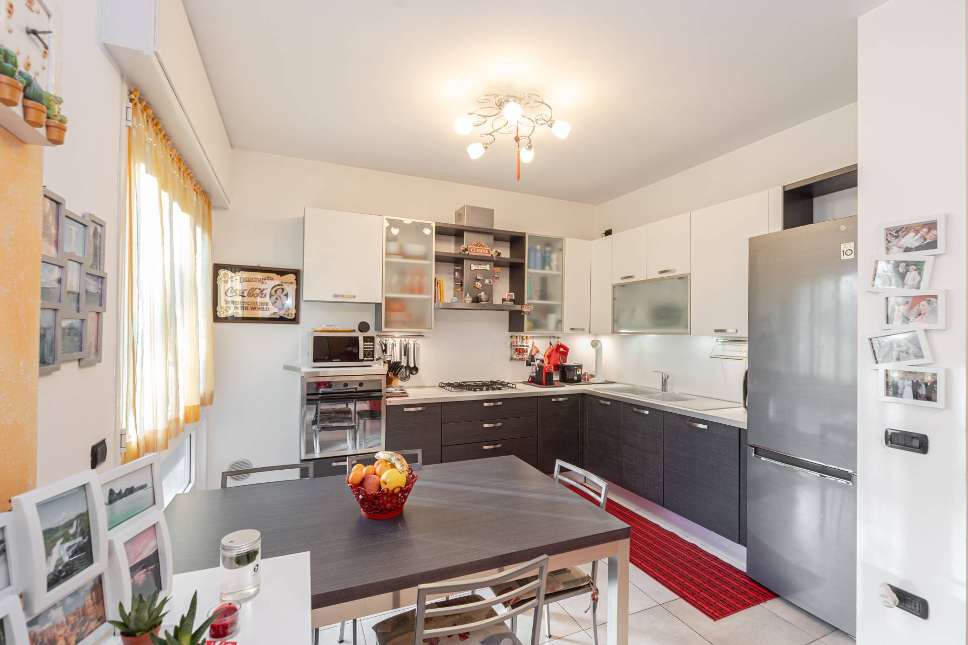 Villa Unifamiliare in vendita a Vimercate, Adiacente Il Centro