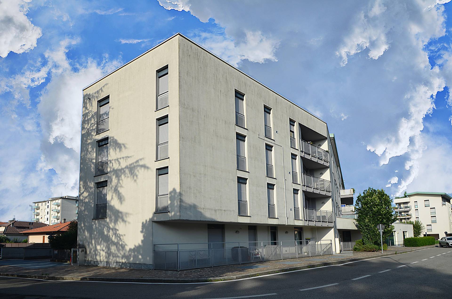 Box o garage in vendita a Vimercate, Piazzale Marconi