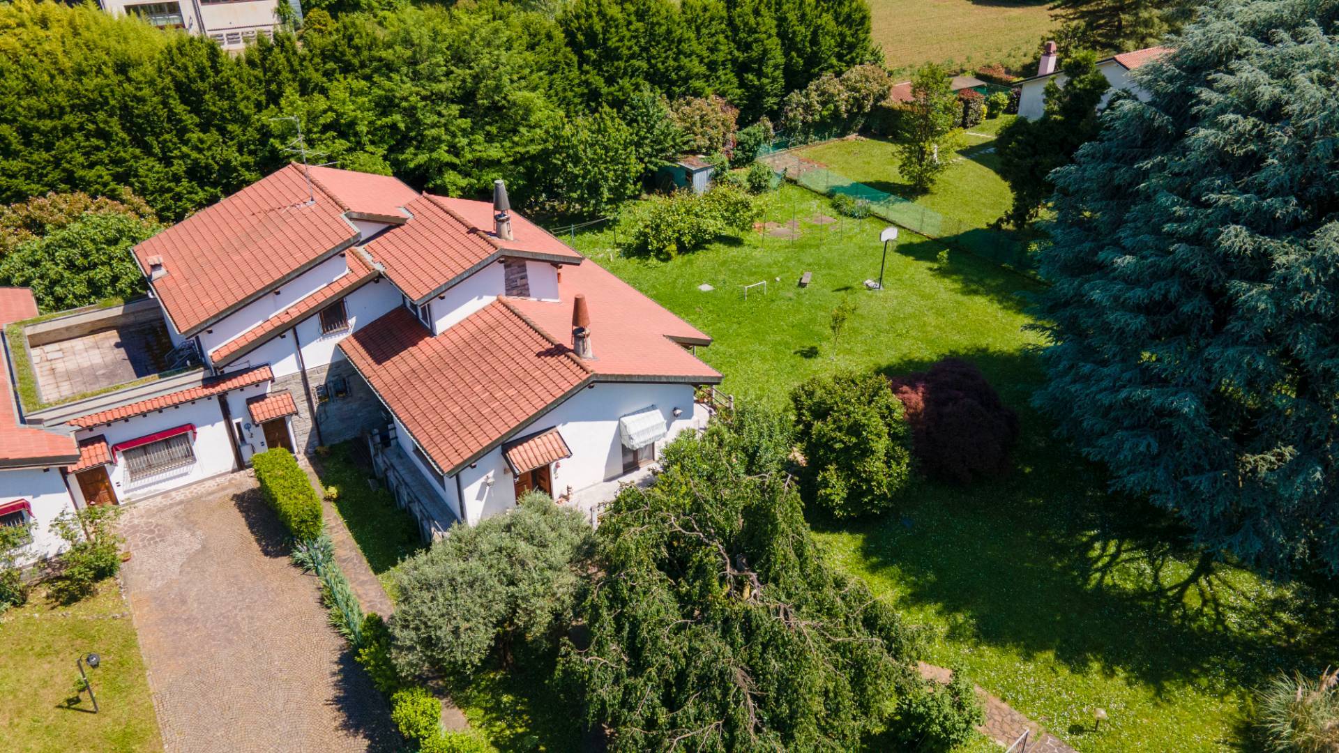 Villa in vendita a Vimercate, Ruginello