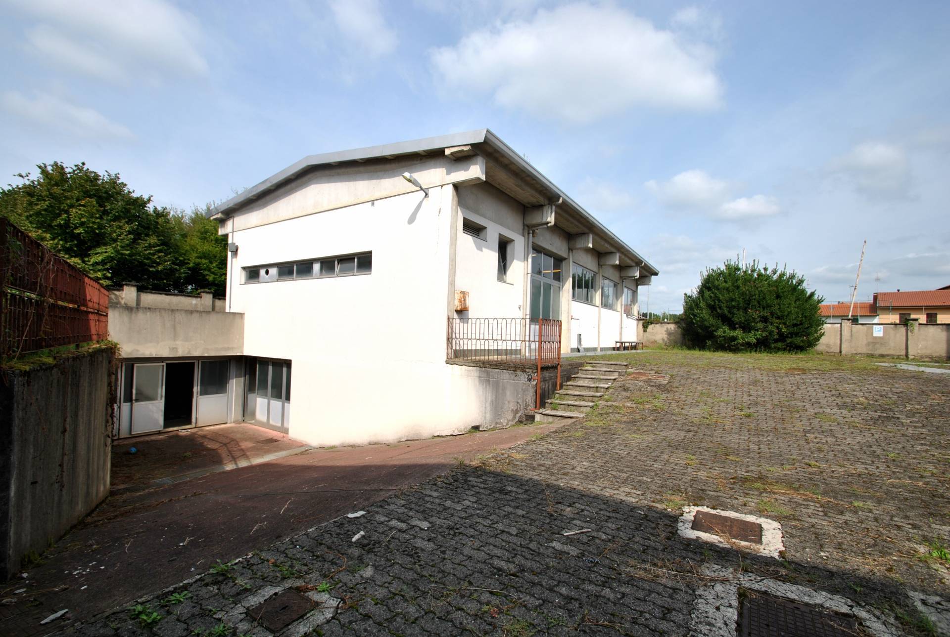 Stabile - Palazzo in vendita a Vimercate, San Maurizio