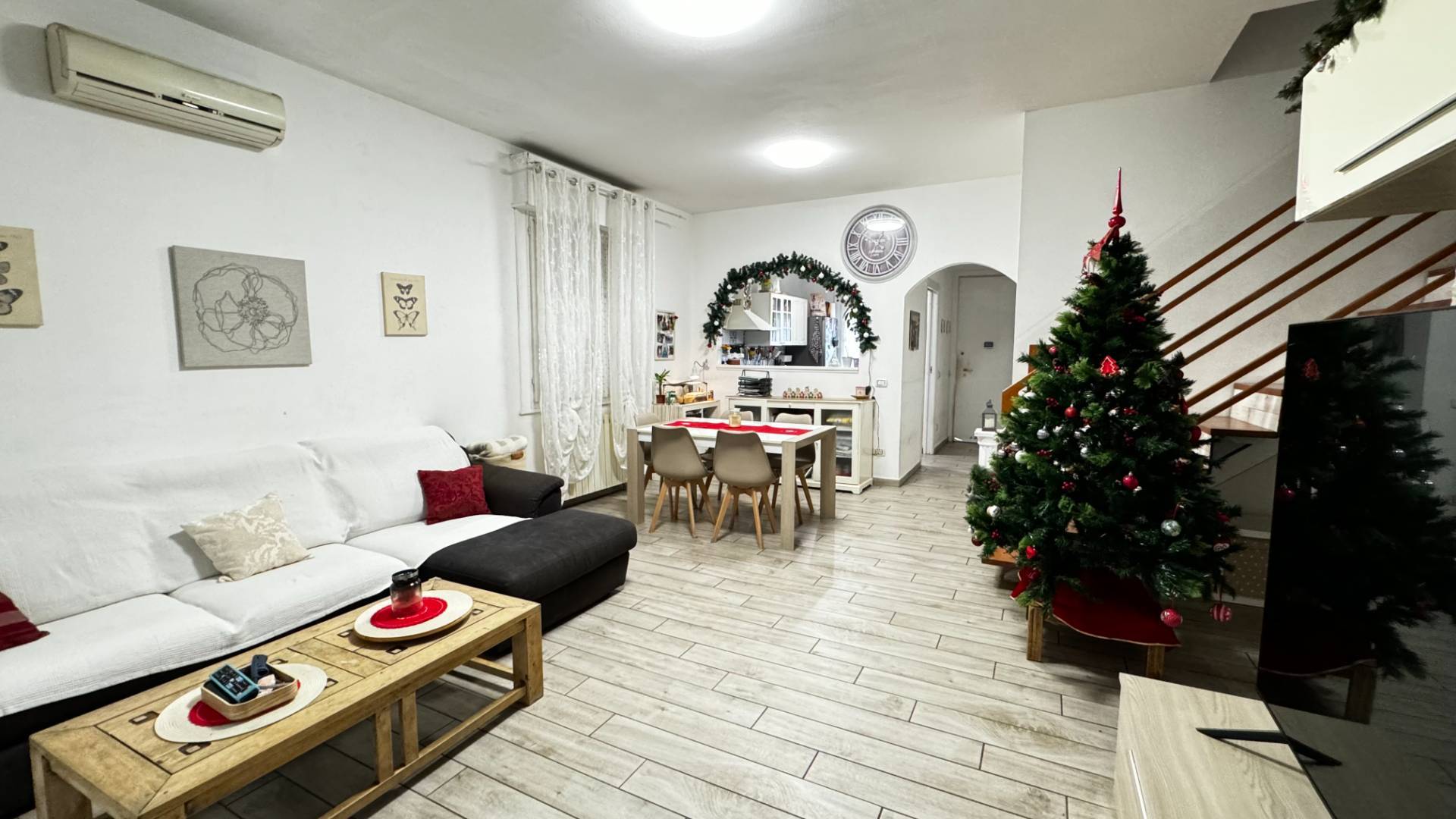 Villette a schiera in vendita a Burago di Molgora, Burago Molgora