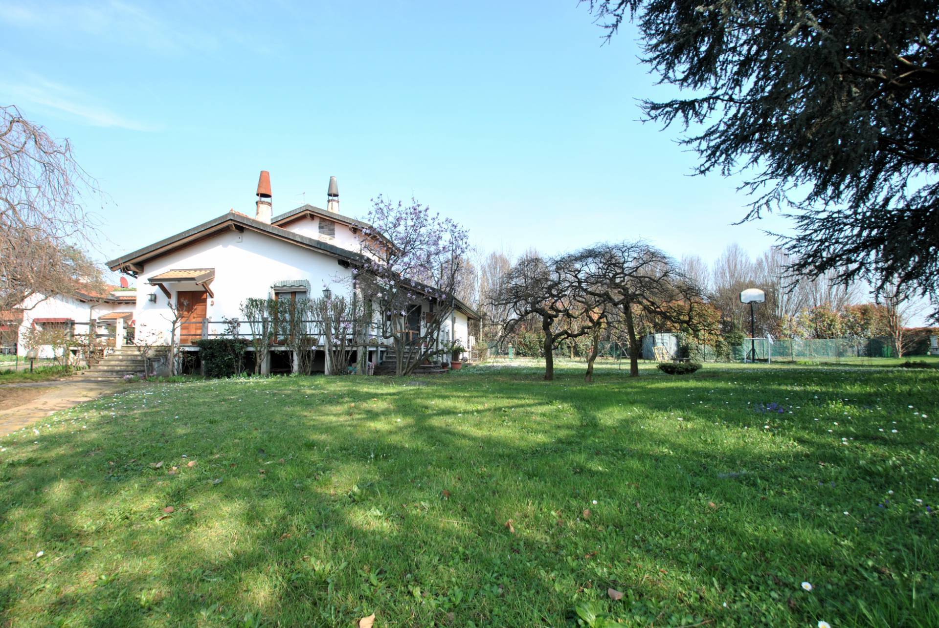 Villa in vendita a Vimercate, Ruginello