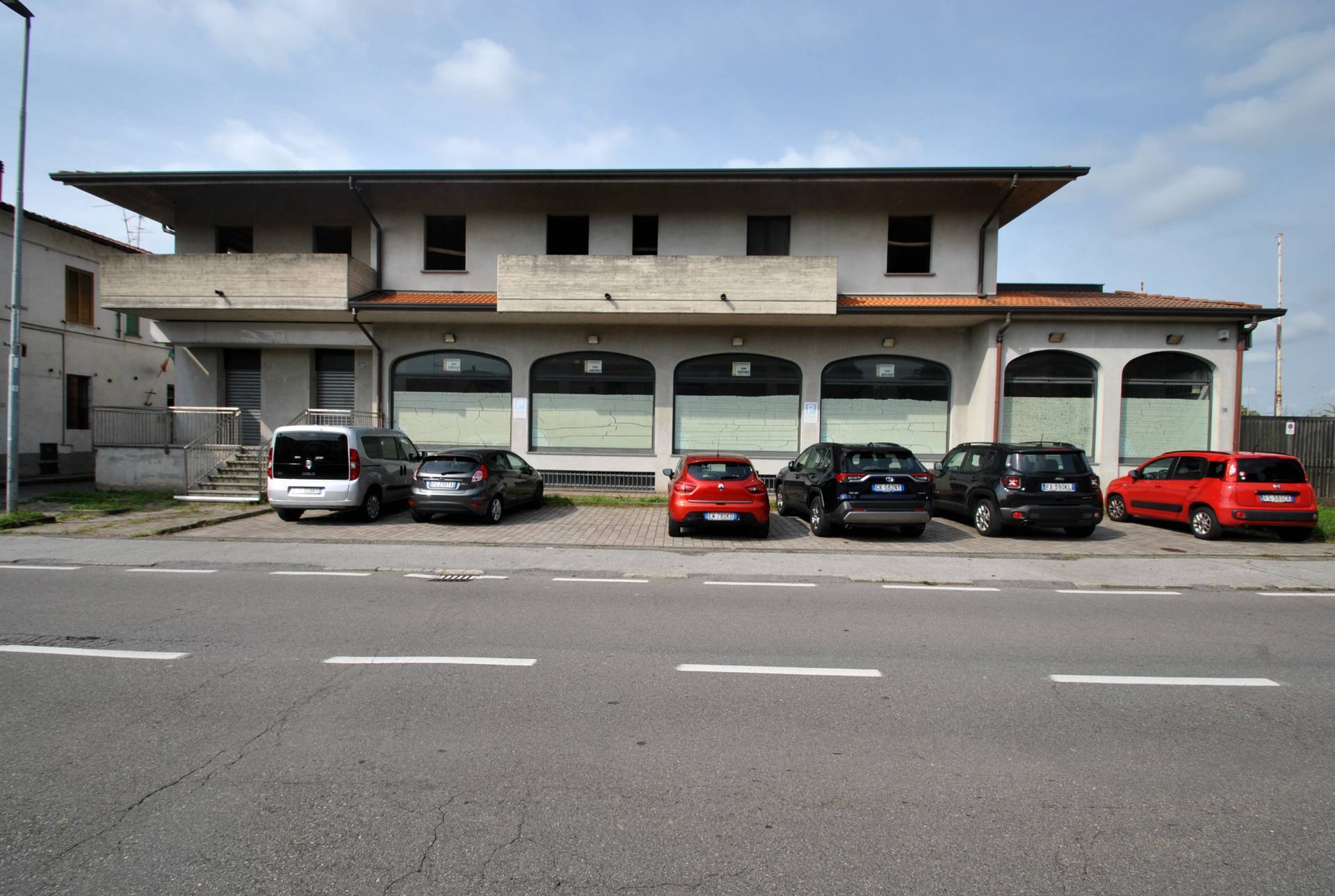 Stabile - Palazzo in vendita a Vimercate, San Maurizio