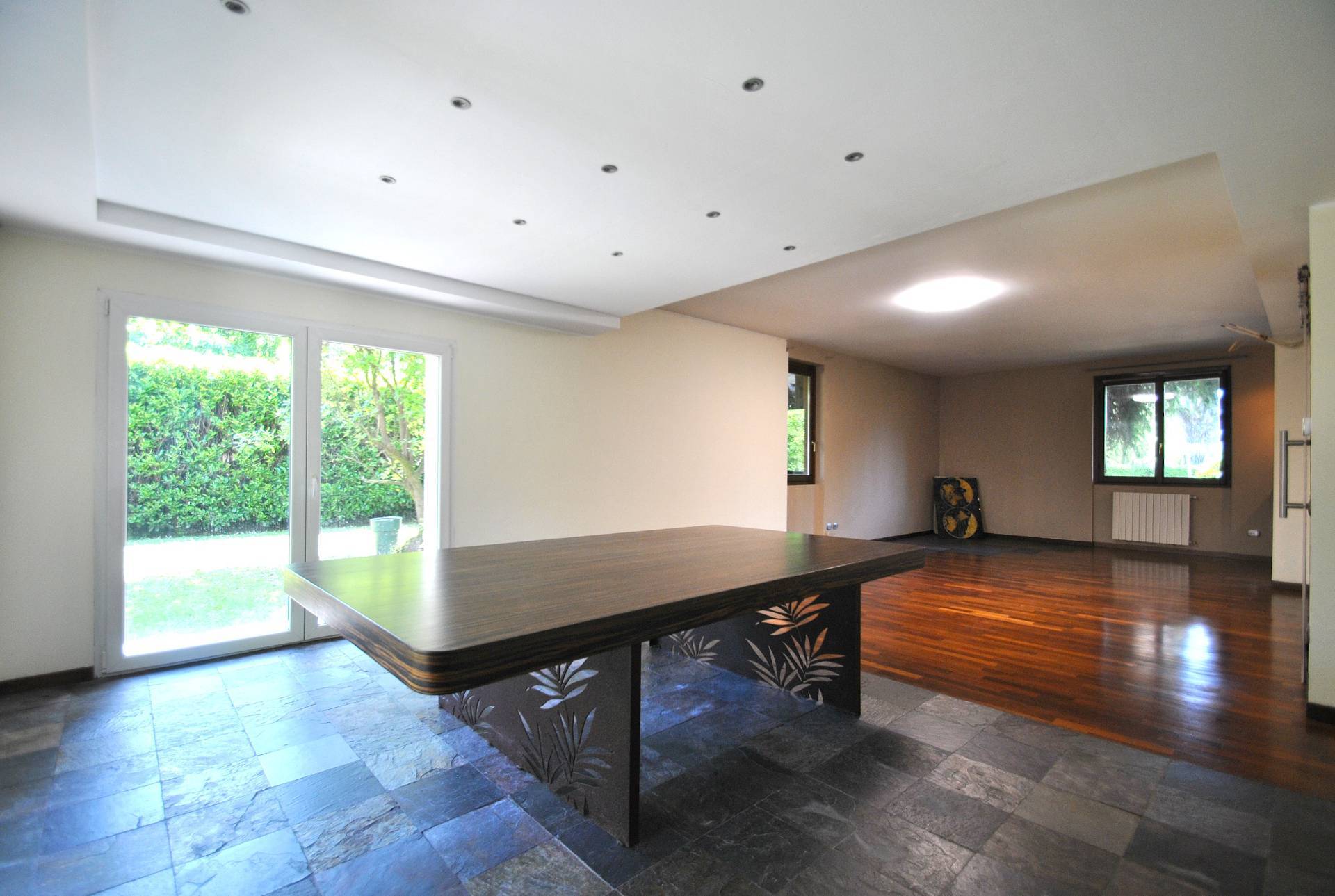 Villa Bifamiliare in vendita a Vimercate, Oreno Residenziale