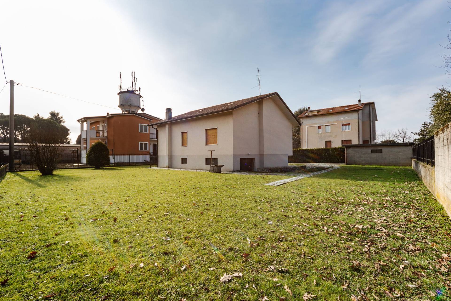 Villa in vendita a Vimercate, Zona Nord