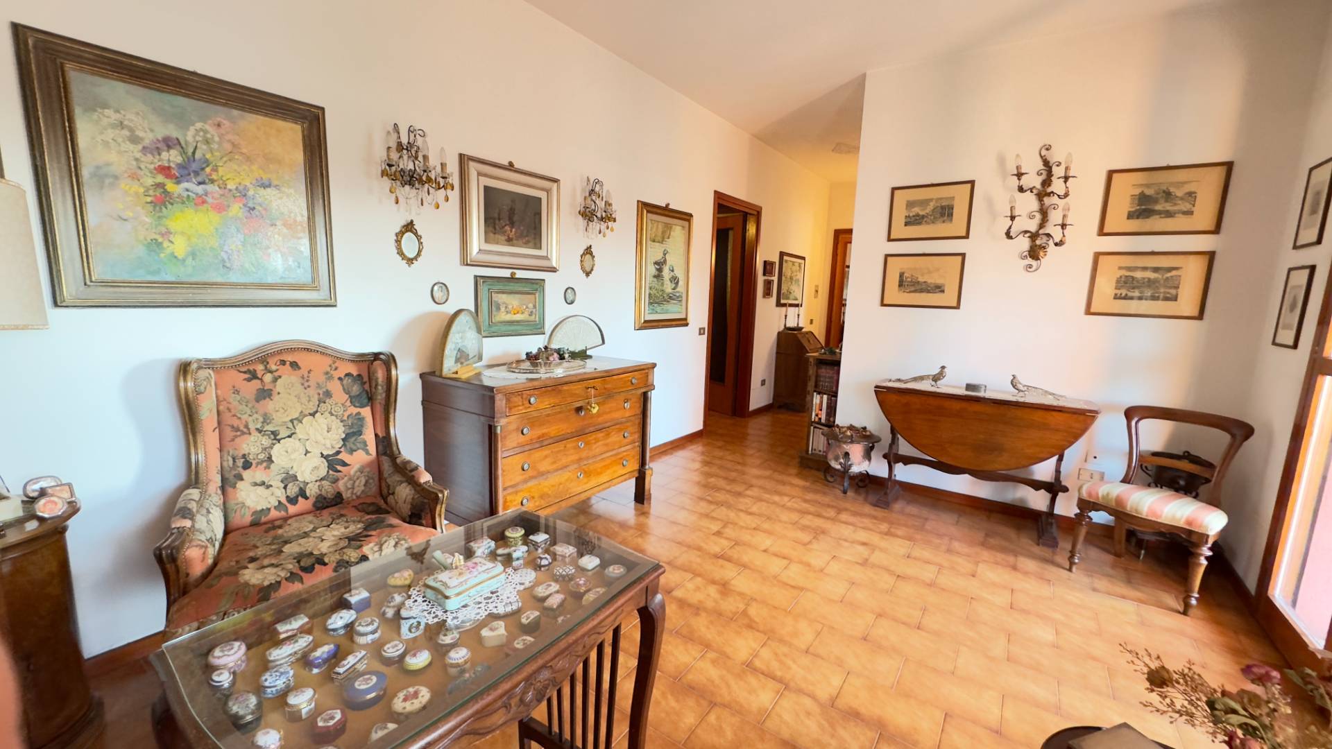 Appartamento in vendita a Vimercate, Adiacenze Centro