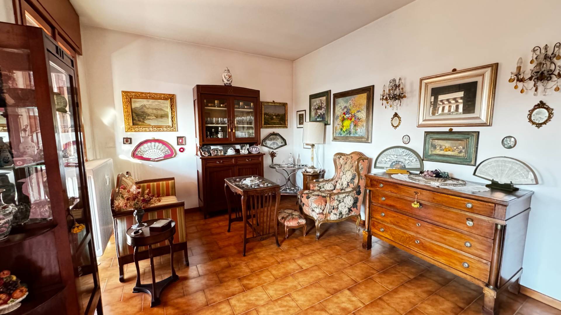 Appartamento in vendita a Vimercate, Adiacenze Centro