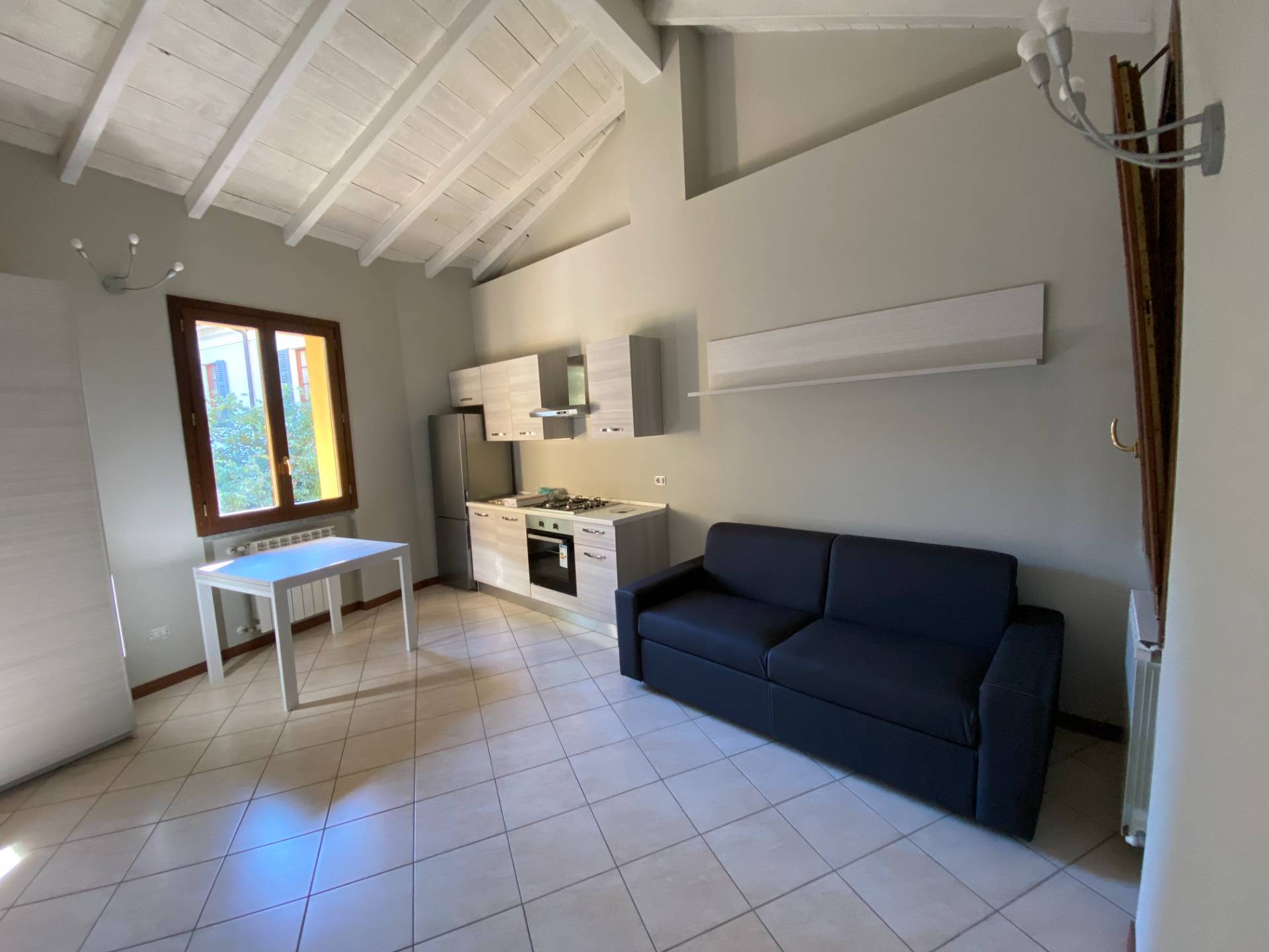 Appartamento in affitto a Gessate, Centro