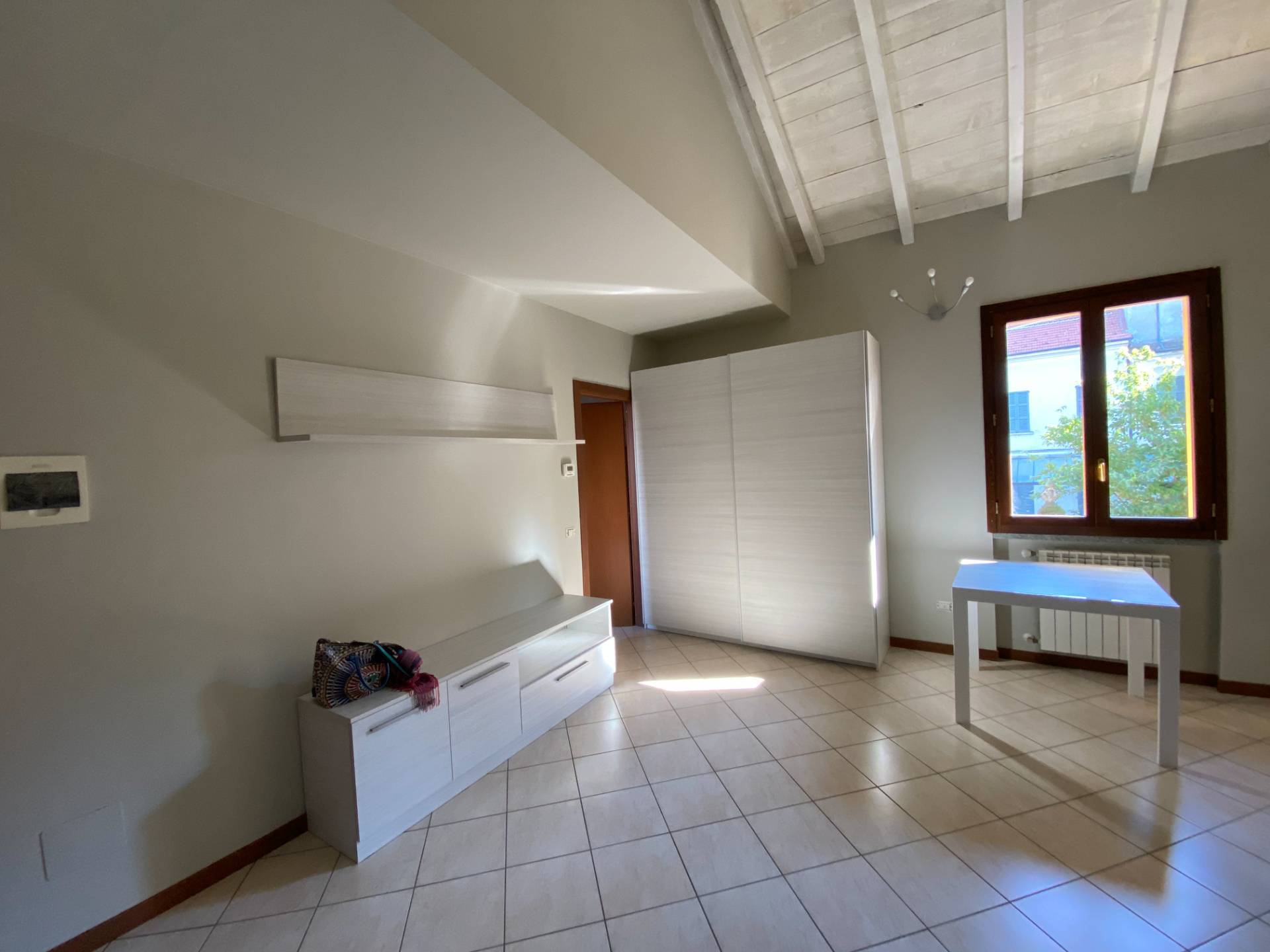 Appartamento in affitto a Gessate, Centro