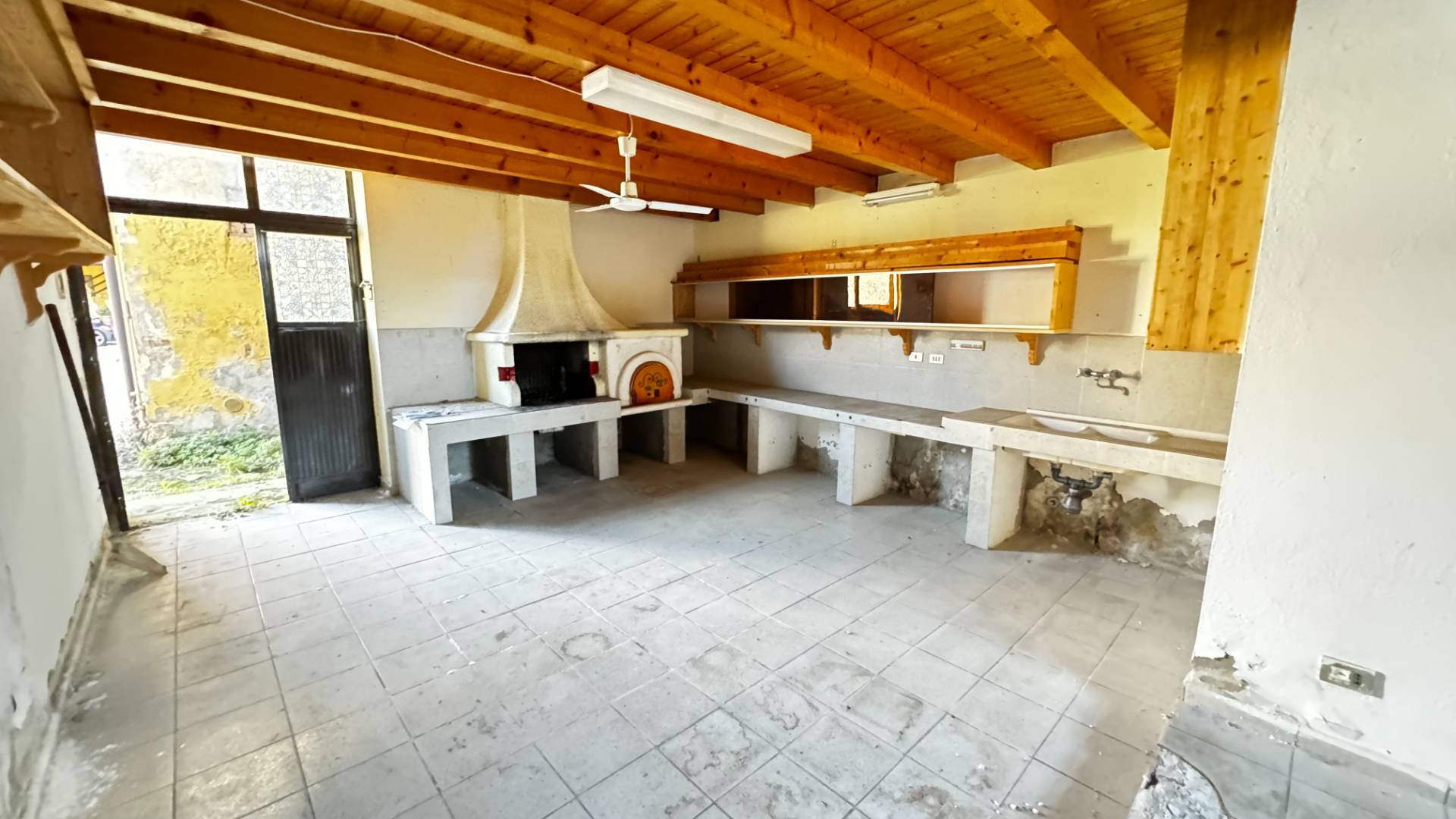 Rustico in vendita a Vimercate, Oreno Centro Storico