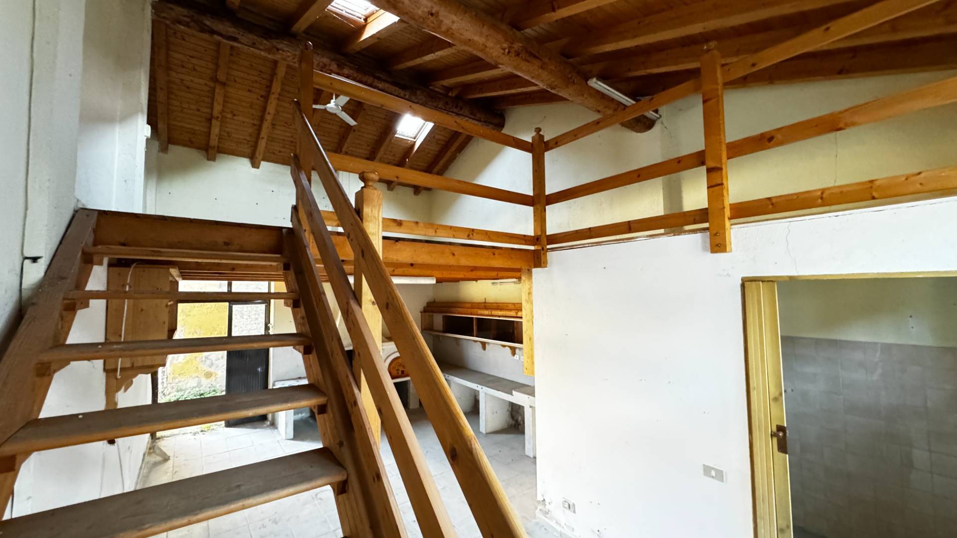 Rustico in vendita a Vimercate, Oreno Centro Storico