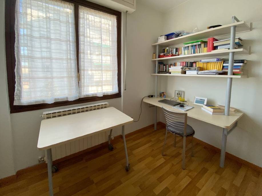 Appartamento in vendita a Vimercate, Zona Sud