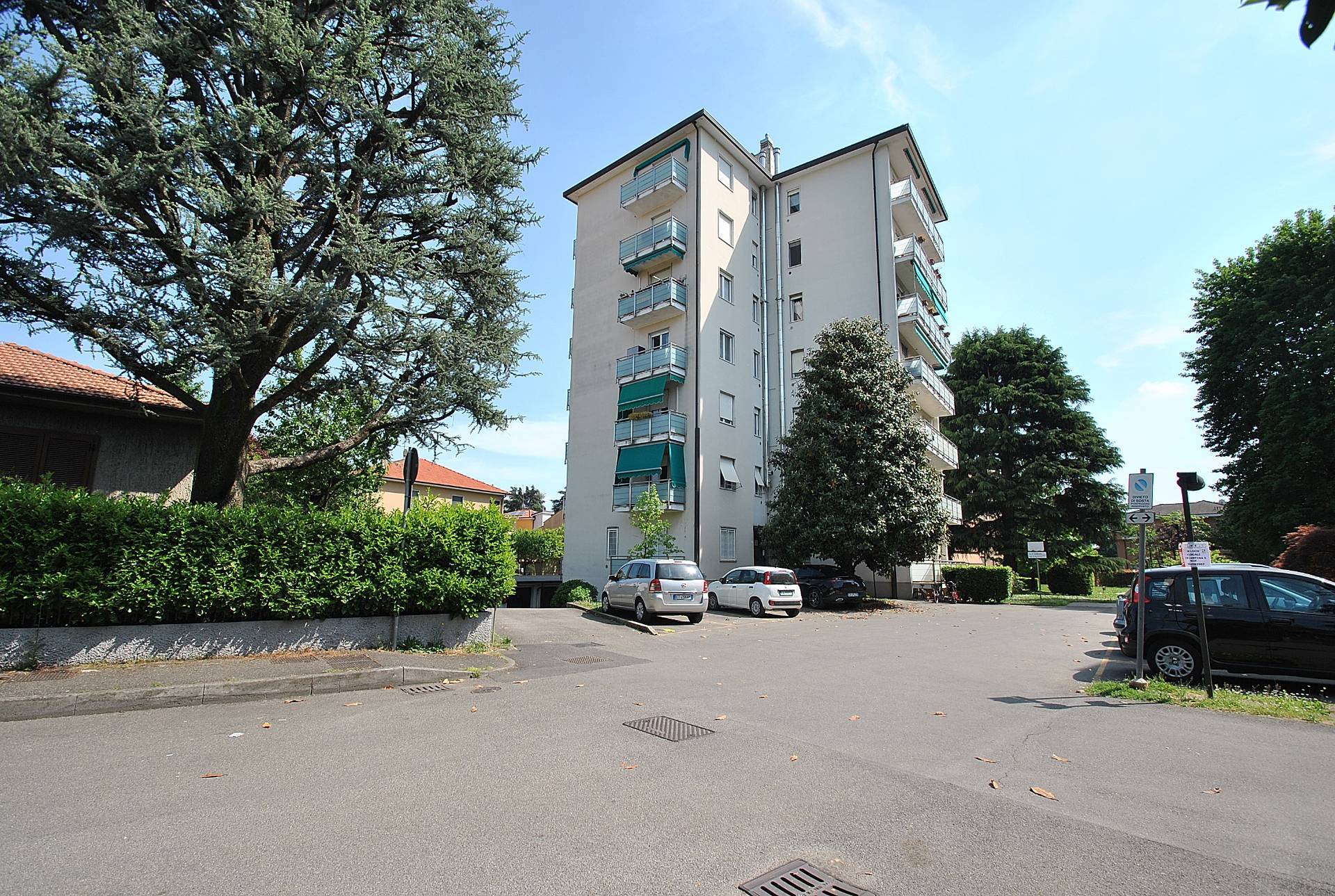 Appartamento in vendita a Vimercate, Centro Piazza Marconi