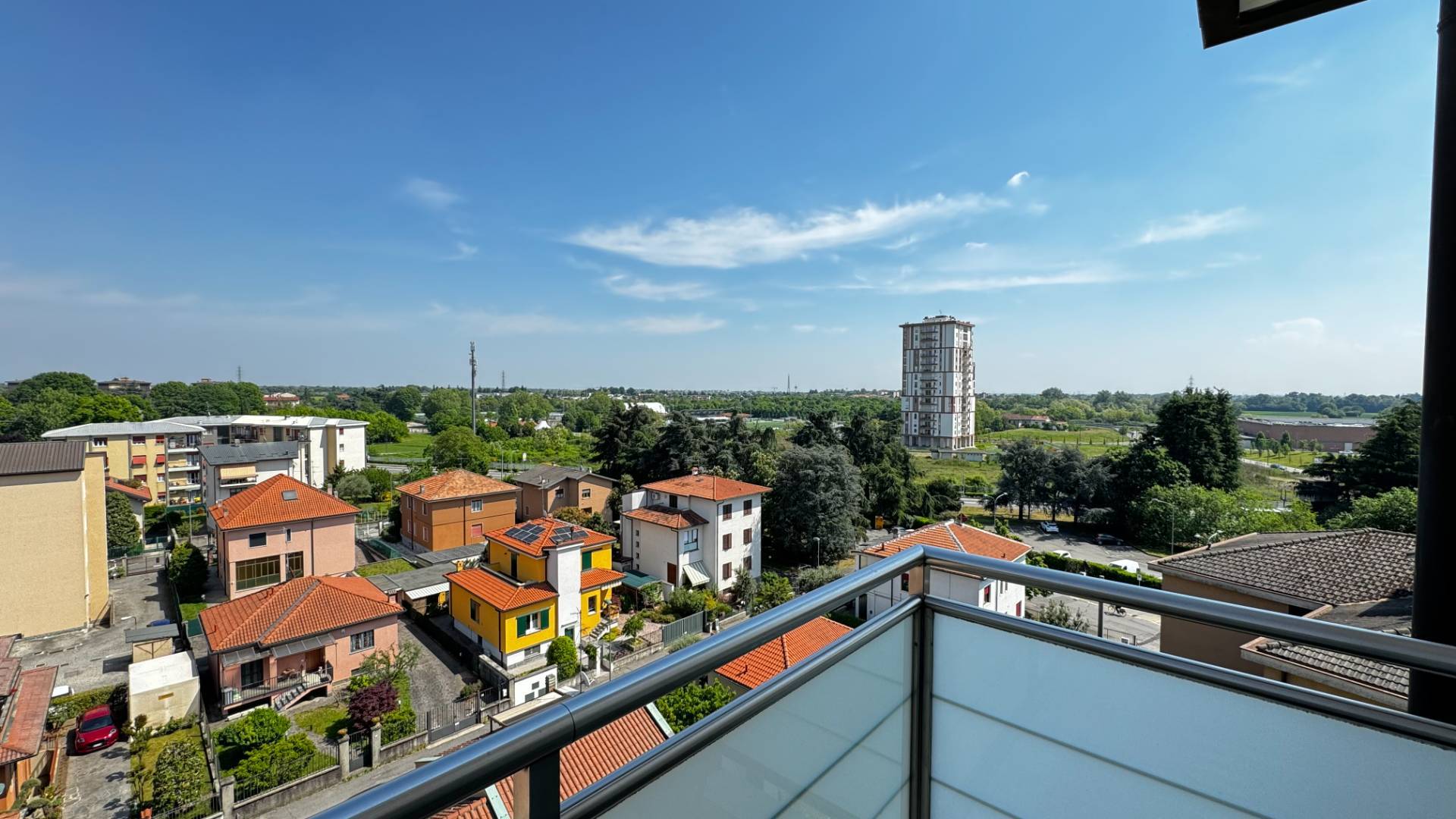 Appartamento in vendita a Vimercate, Centro Piazza Marconi