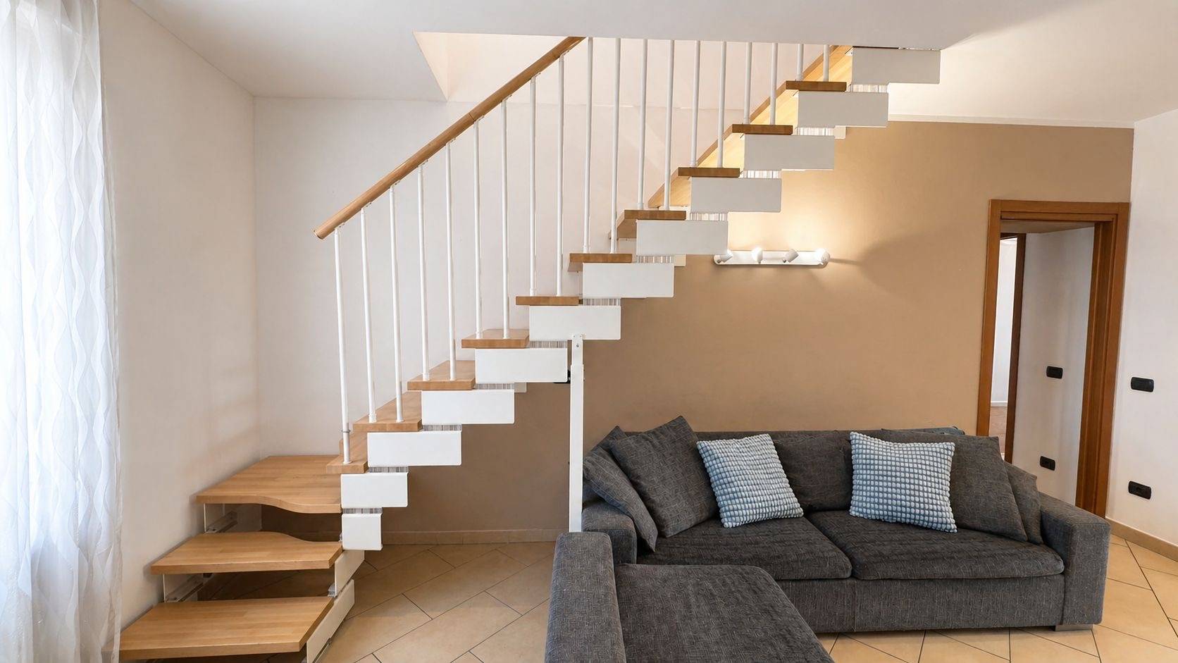 Appartamento in vendita a Vimercate, Ad. Centro