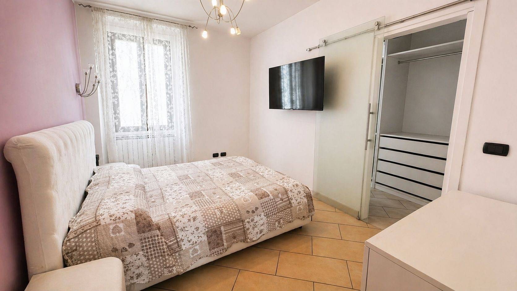 Appartamento in vendita a Vimercate, Ad. Centro