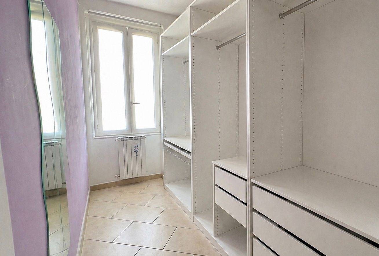 Appartamento in vendita a Vimercate, Ad. Centro