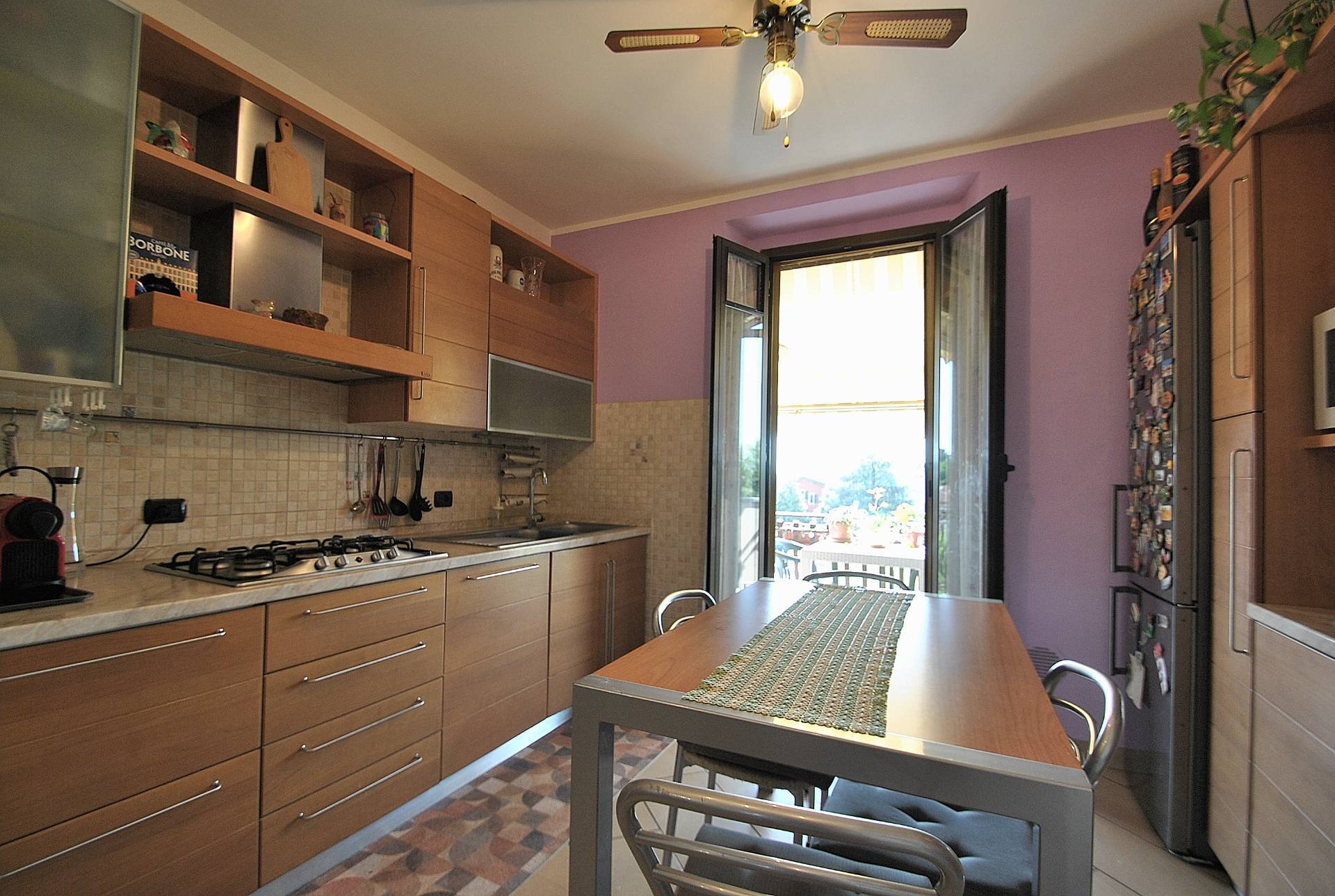 Appartamento in vendita a Vimercate, Ad. Centro