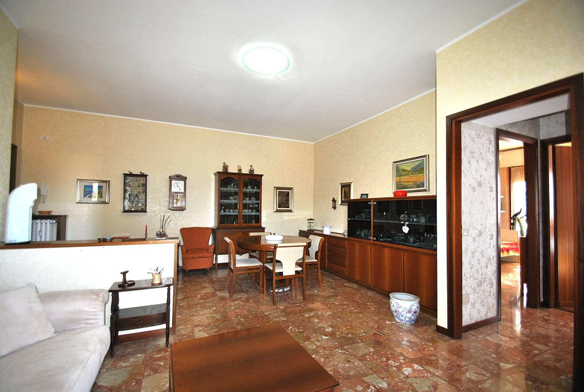 Appartamento in vendita a Vimercate, Nord