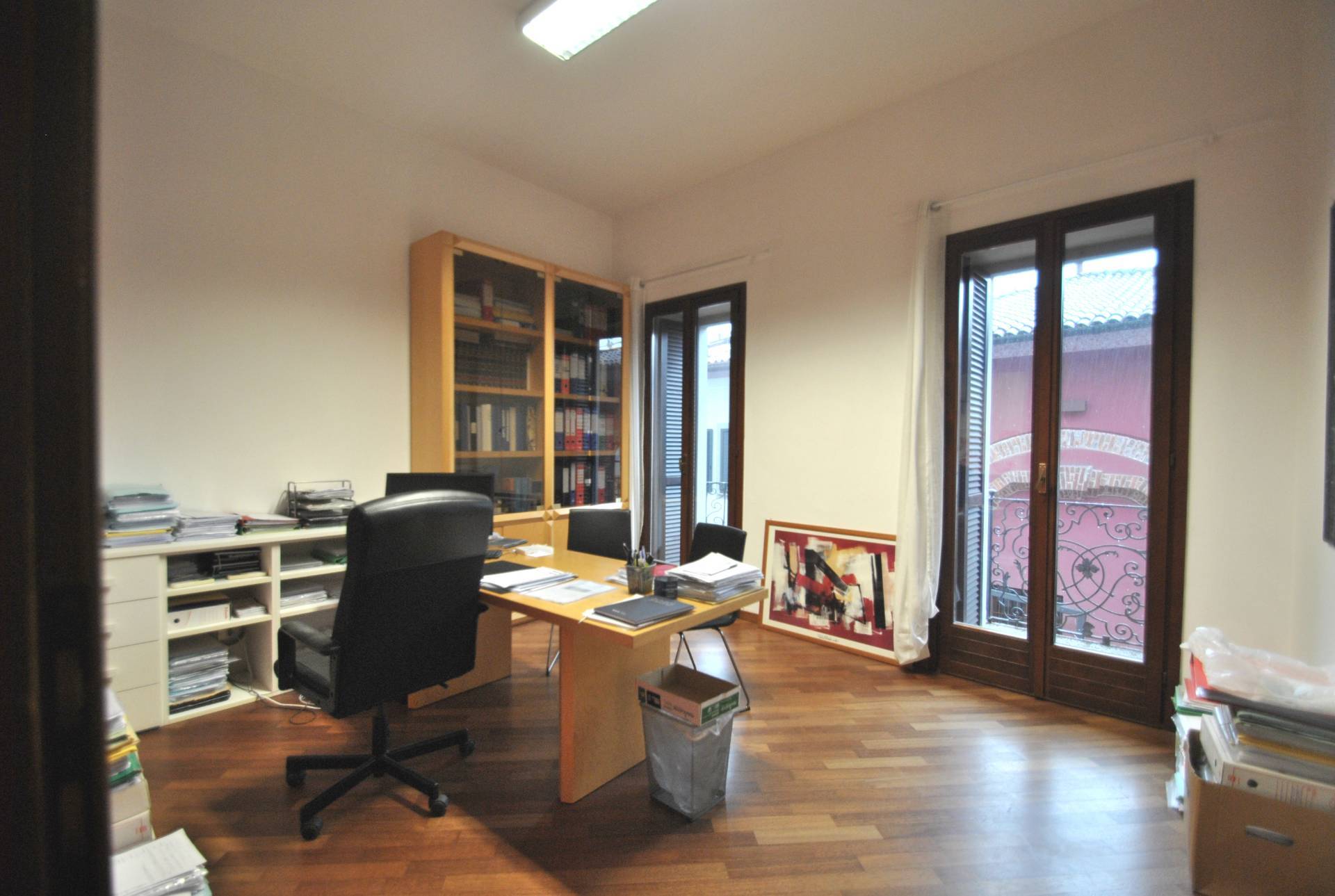 Ufficio in affitto a Vimercate, Centro Storico
