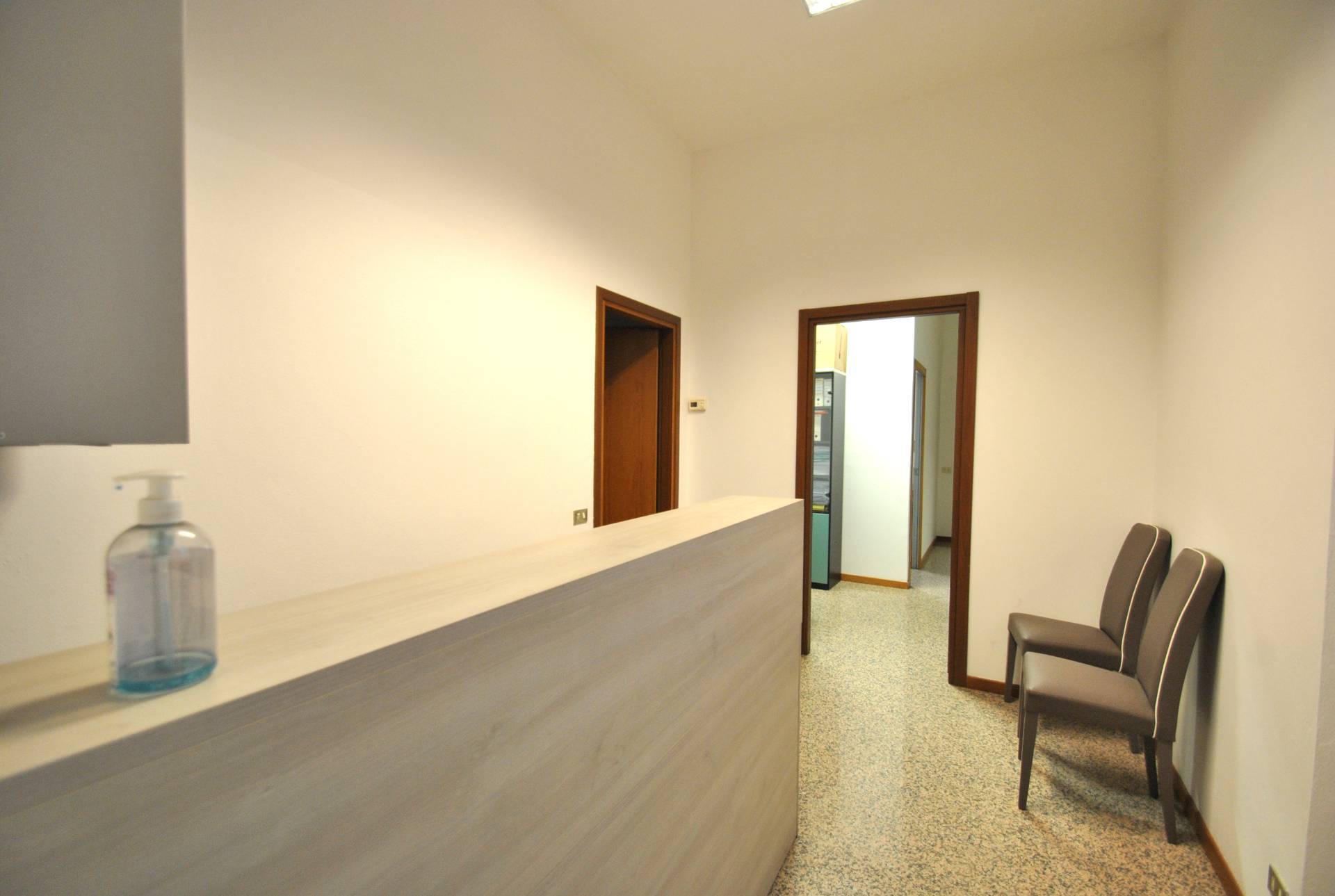 Ufficio in affitto a Vimercate, Centro Storico