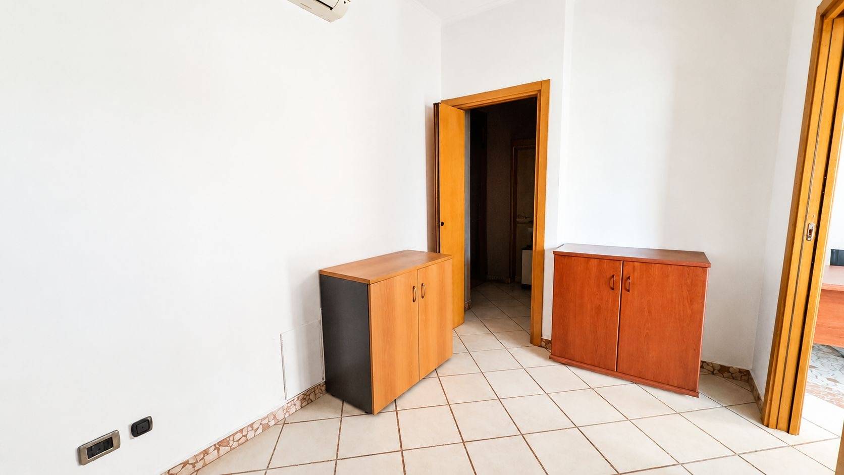 Negozio in affitto a Roncello