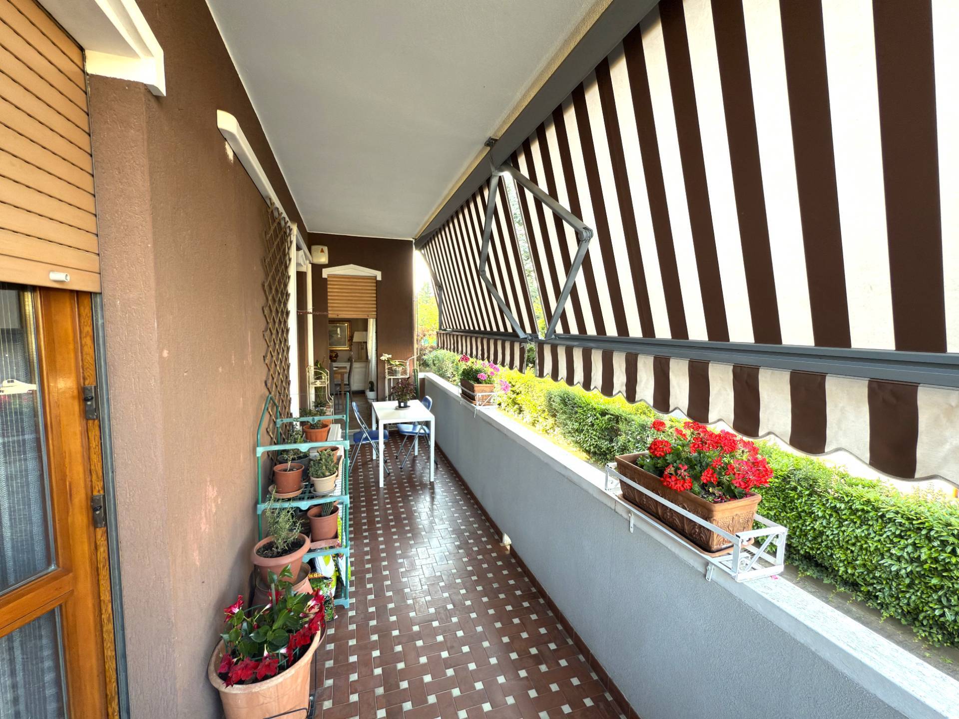 Appartamento in vendita a Arcore, Zona Tennis