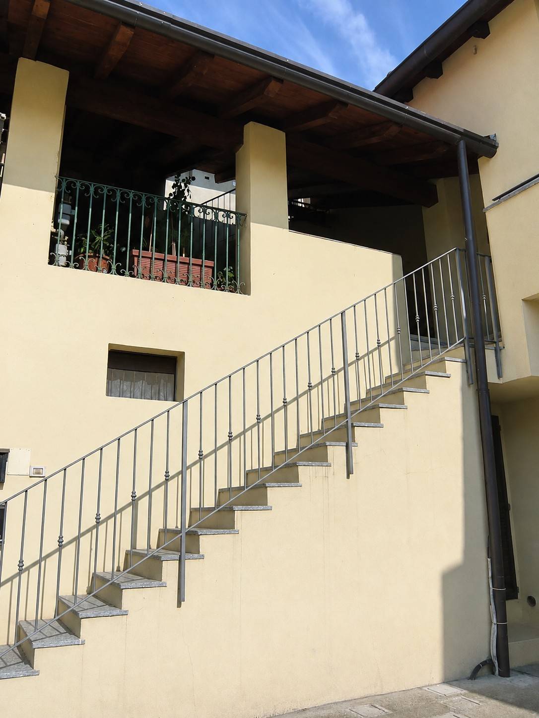 Appartamento in vendita a Vimercate, Ruginello