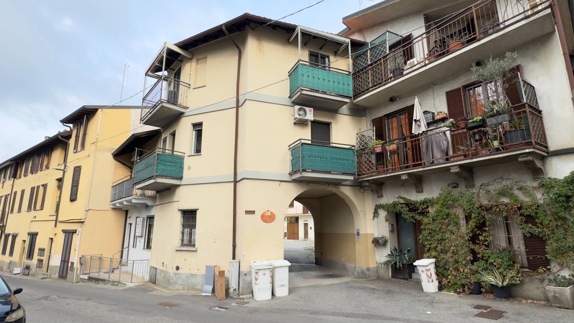 Appartamento in vendita a Ornago, Centro