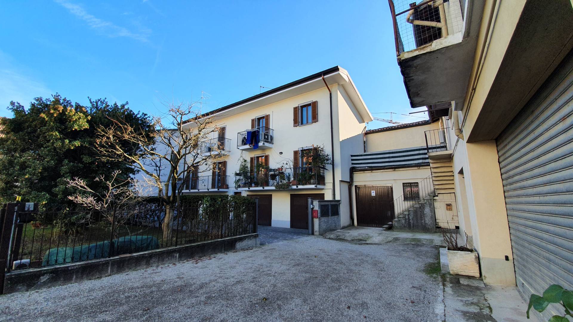 Appartamento in affitto a Vimercate, Centro