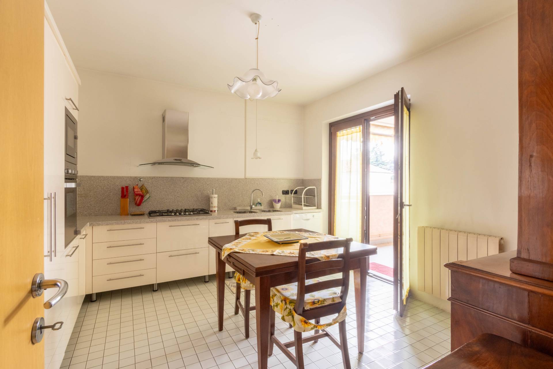 Appartamento in vendita a Vimercate, Centro Storico