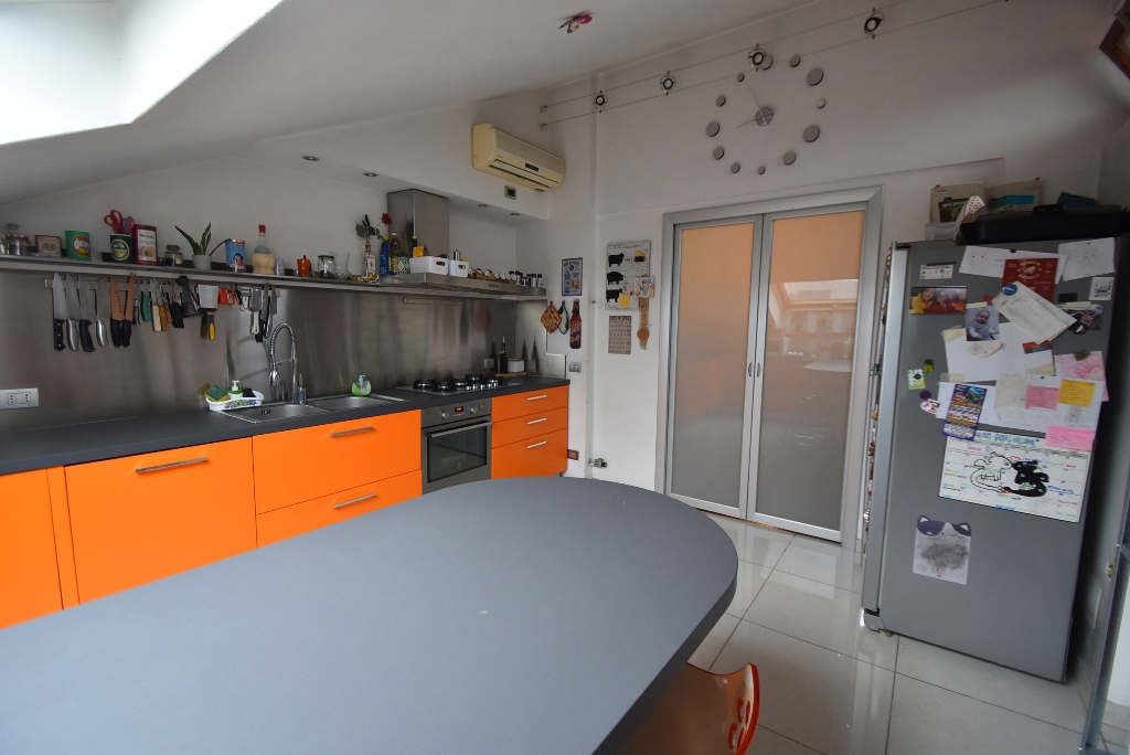 Attico in vendita a Pregnana Milanese