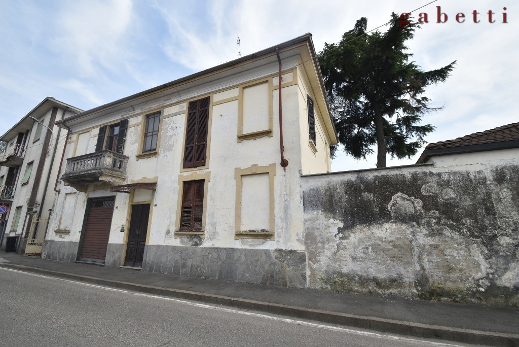 Villa in vendita a Trecate