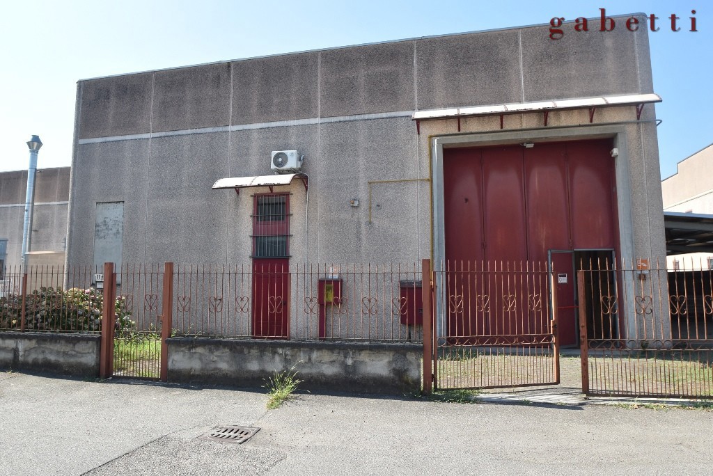 Capannone in affitto a Santo Stefano Ticino