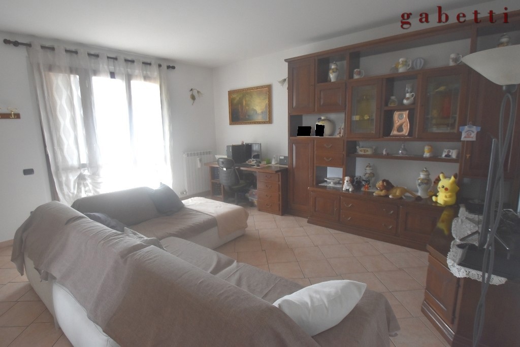 Trilocale arredato in affitto a Corbetta