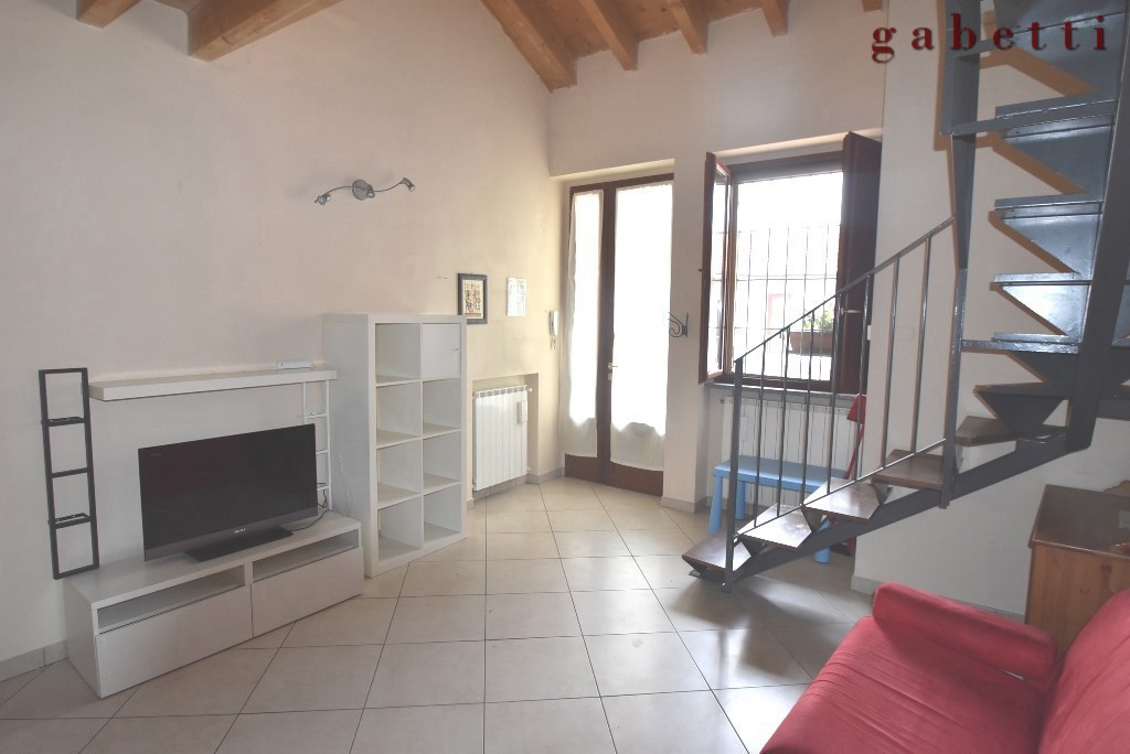 Monolocale arredato in affitto a Corbetta