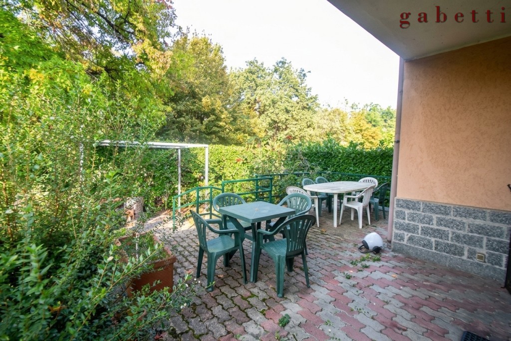 Villa con giardino a Corbetta