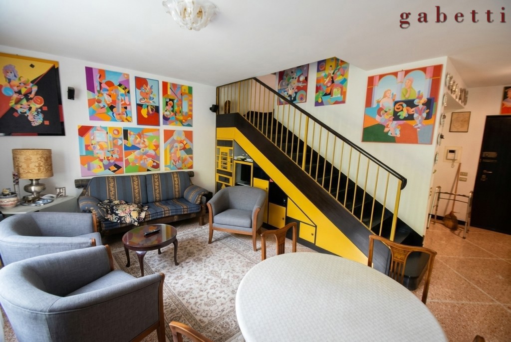 Villa con giardino a Corbetta