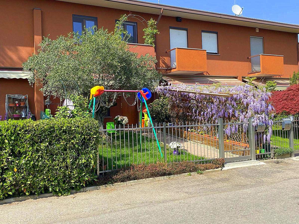 Villa in vendita a Inveruno