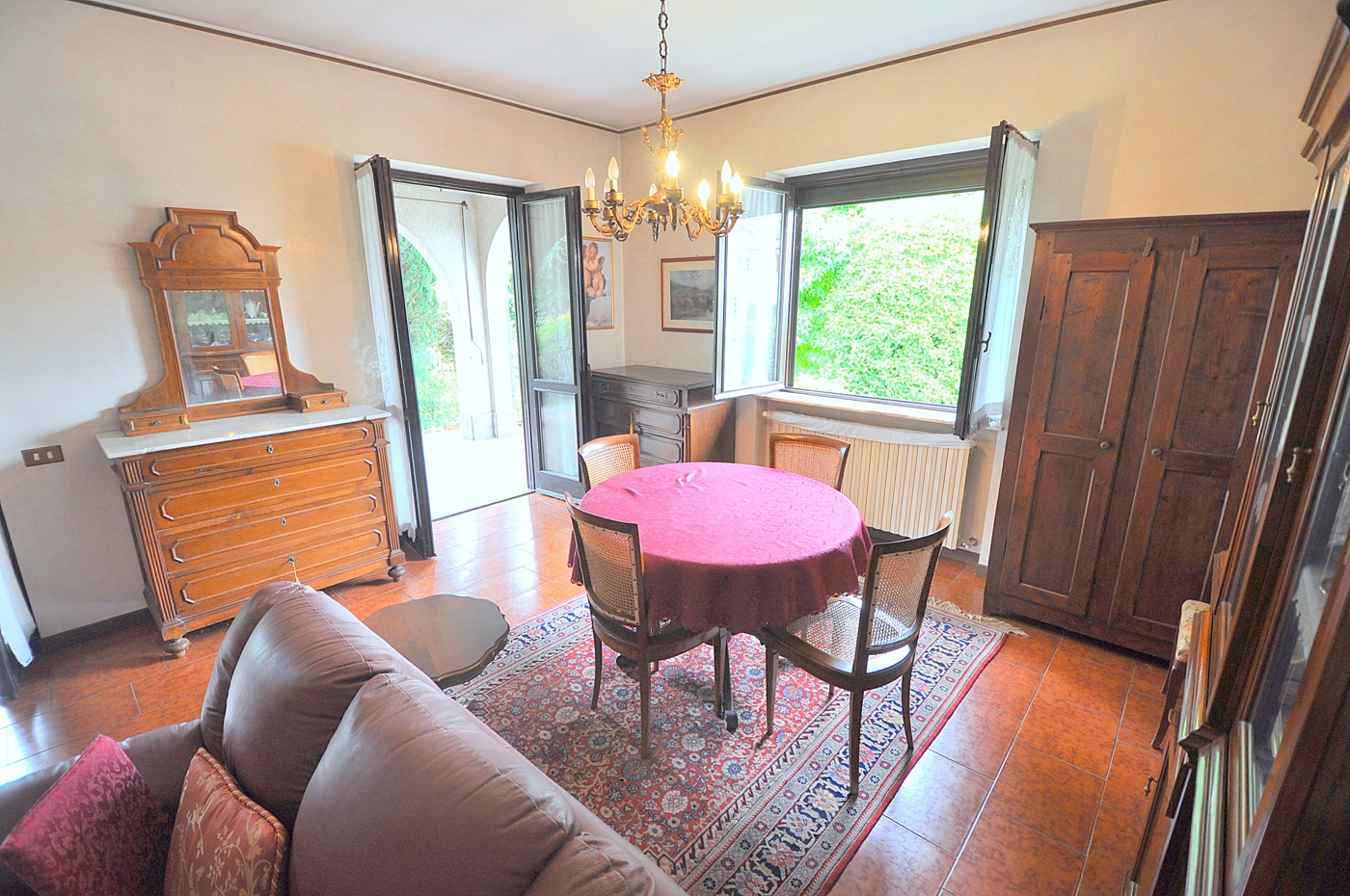 Villa con giardino a Robecchetto con Induno