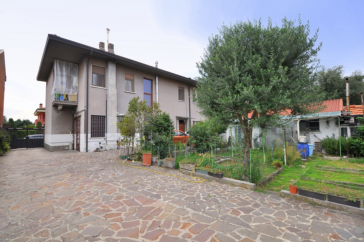 Casa indipendente in vendita a Inveruno