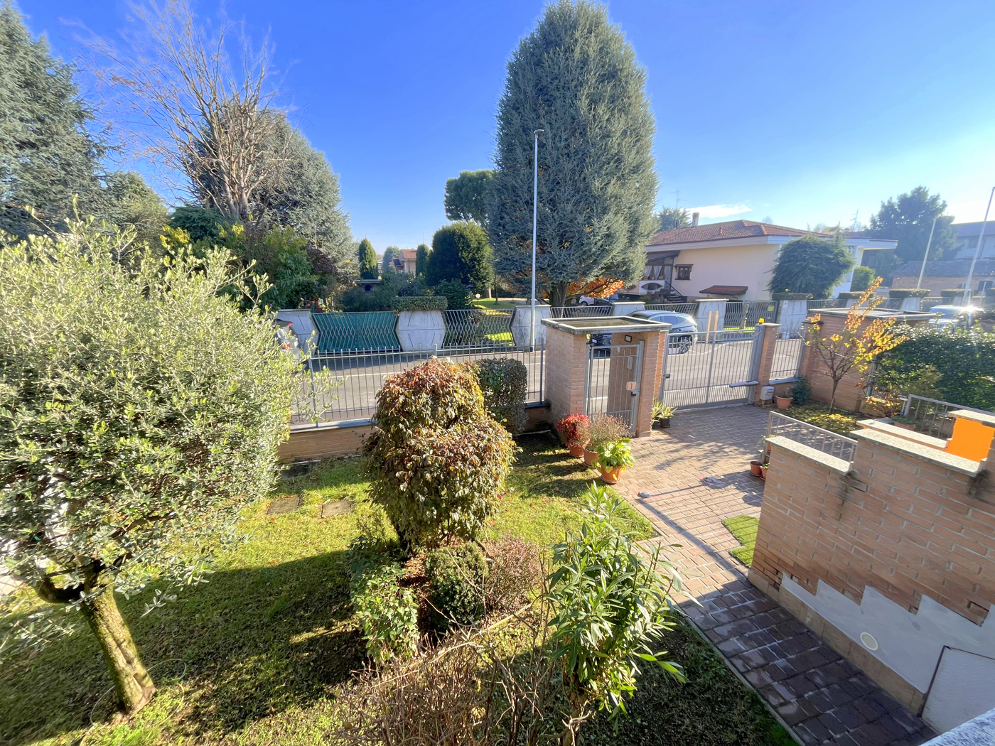 Villa con giardino a Mesero