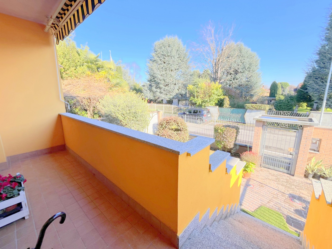 Villa con giardino a Mesero